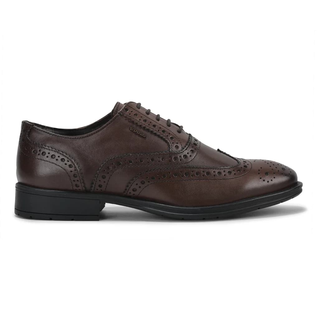 Stylish brown formal shoes for men