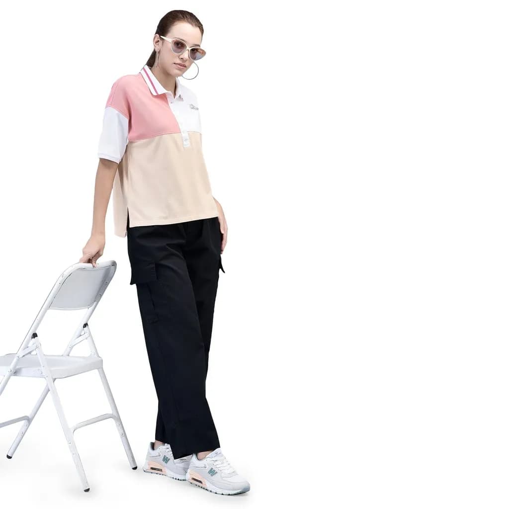 Black Straight-fit Cargo pants for women 8